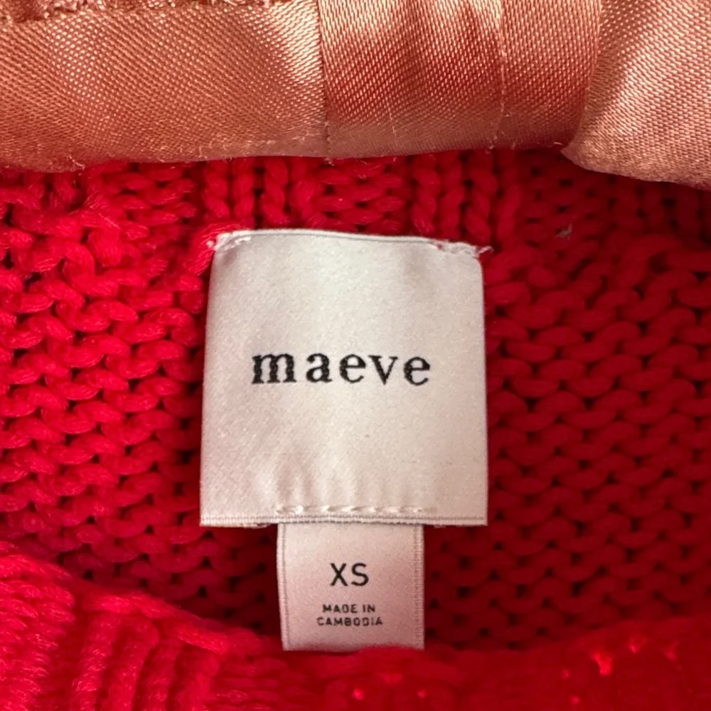 Maeve Red Short Sleeve Heart Knit Sweater - Picture 2 of 5